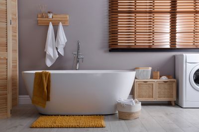 Space-Saving Bathtubs