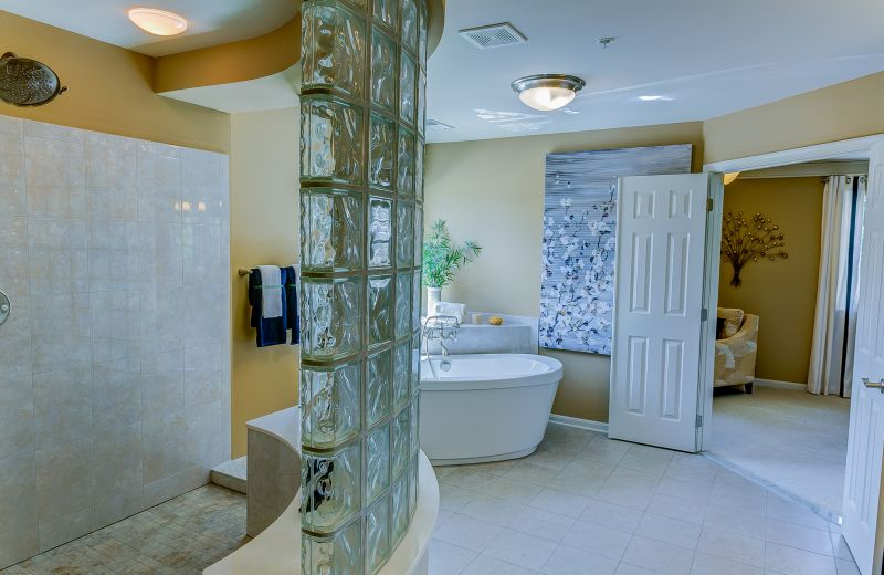 Best Bathroom Renovation Contractors in Suwanee, GA